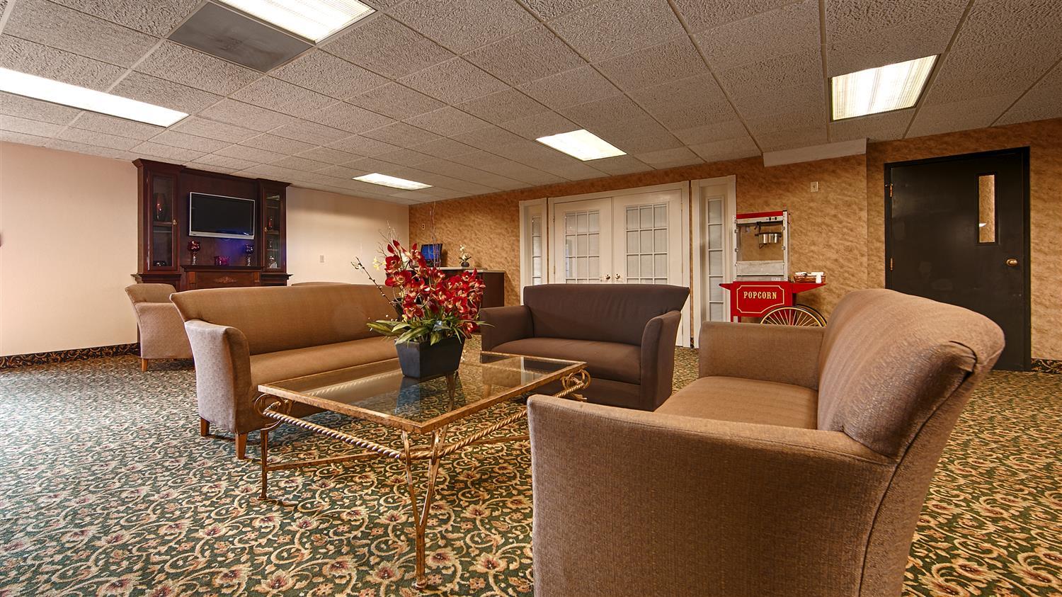 Rodeway Inn Barboursville Ngoại thất bức ảnh