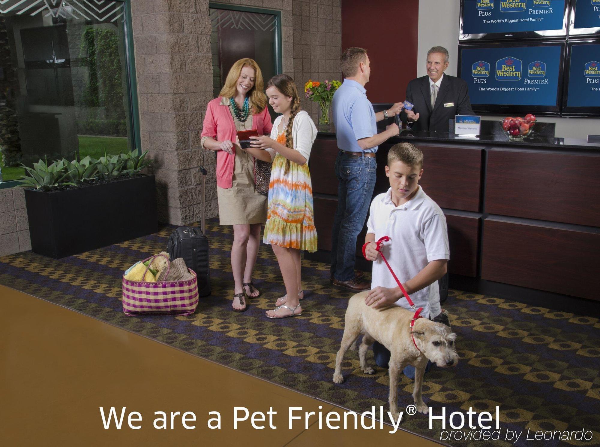 Rodeway Inn Barboursville Ngoại thất bức ảnh