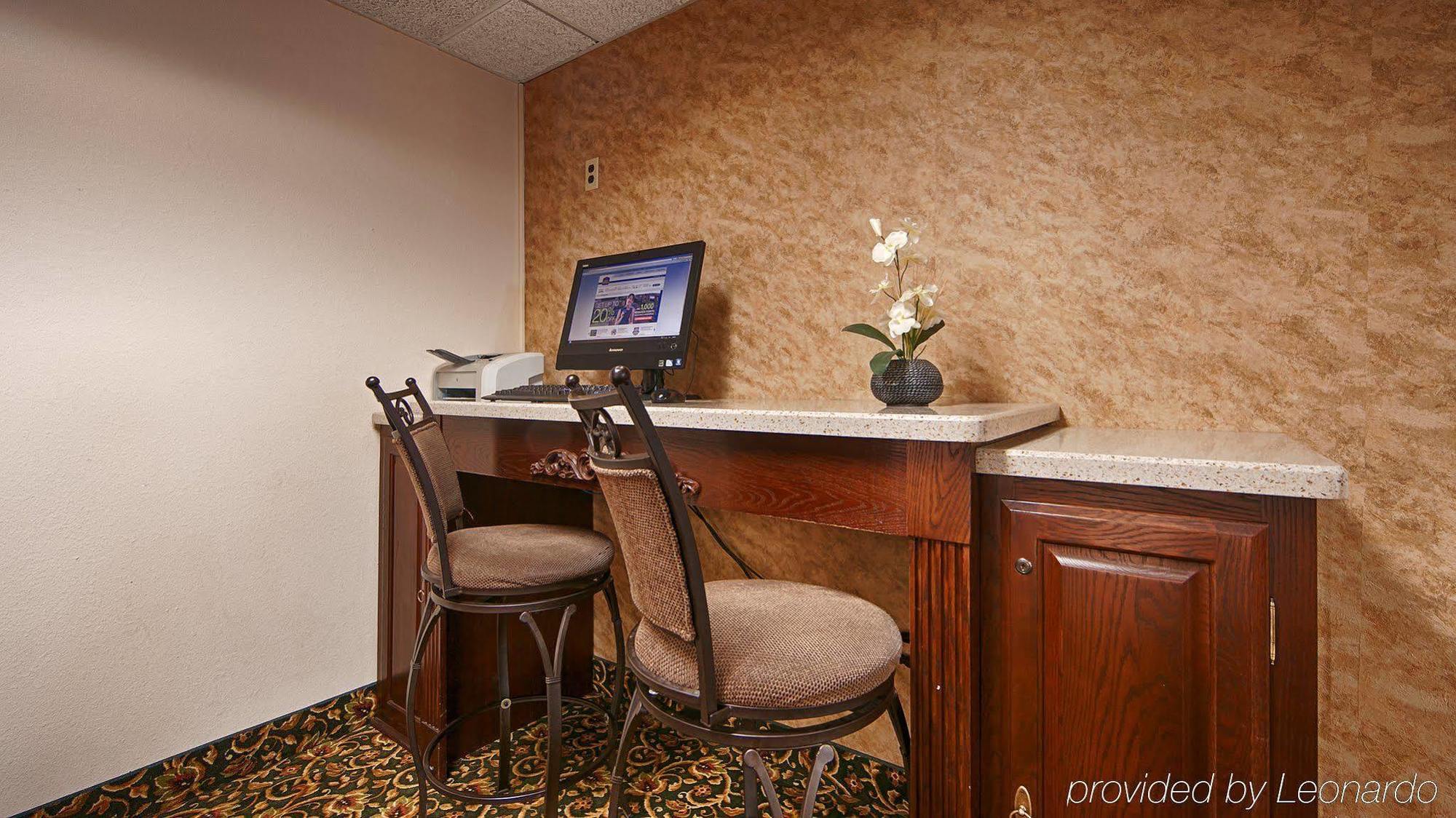 Rodeway Inn Barboursville Ngoại thất bức ảnh